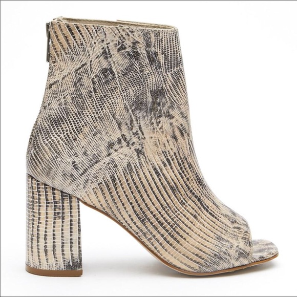 Matisse Melaney Ankle Boot - New in Box - size 6 - Picture 2 of 5